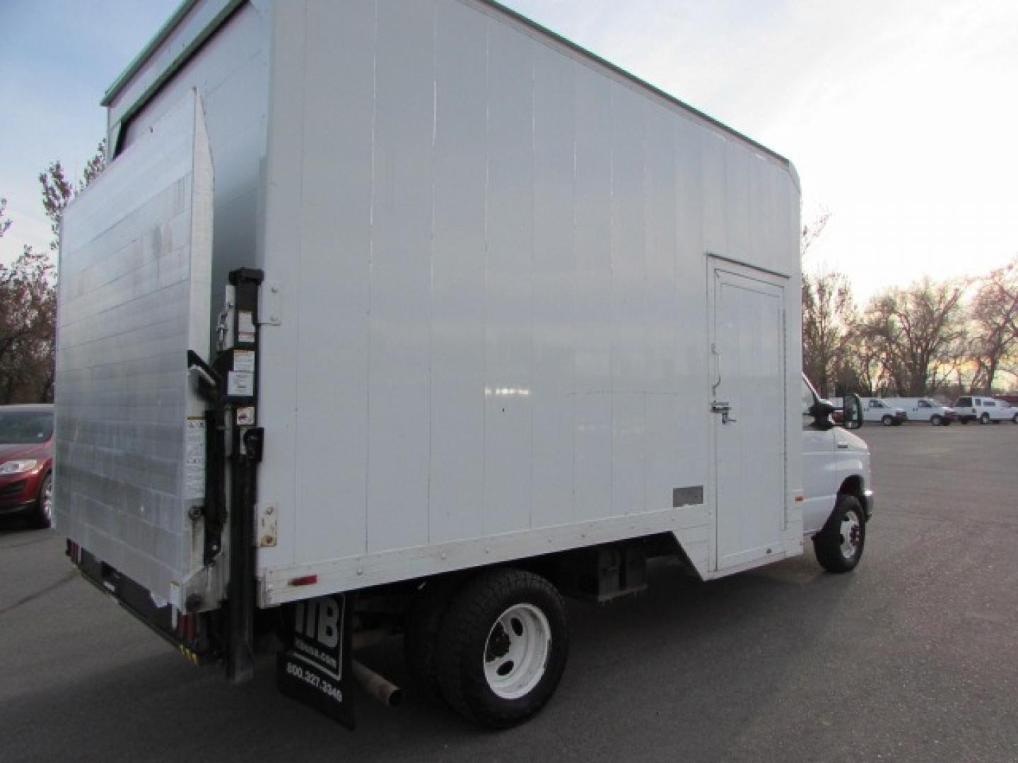 2013 White /Gray Ford Econoline XL (1FDXE4FS1DD) with an 6.8 V10 Engine engine, Automatic TRansmission transmission, located at 4562 State Avenue, Billings, MT, 59101, (406) 896-9833, 45.769516, -108.526772 - 2013 Ford Econoline E450 Box Van with side entry door - Tommy liftgate! 6.8 V10 Engine - automatic transmission - Dual rear wheels - RWD - 168,028 miles - Liftgate - side entry door - Montana one owner - Inspected and serviced - copy of inspection and work performed as well as full vehicle histor - Photo#4